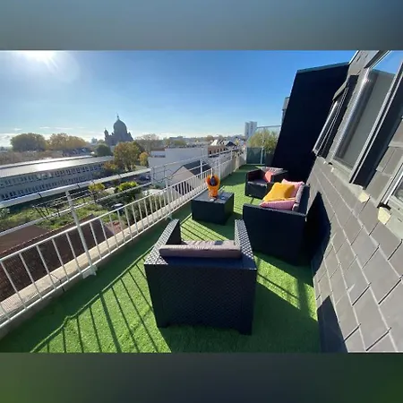 Champagne T3 Avec Balcon Et Garage Vue Basilique 公寓 *